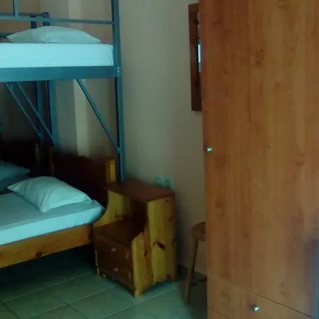 Hostel Constantinos Budget Beds
